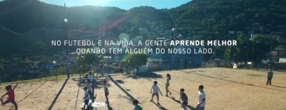 UM BRASIL MELHOR, DENTRO E FORA DE CAMPO